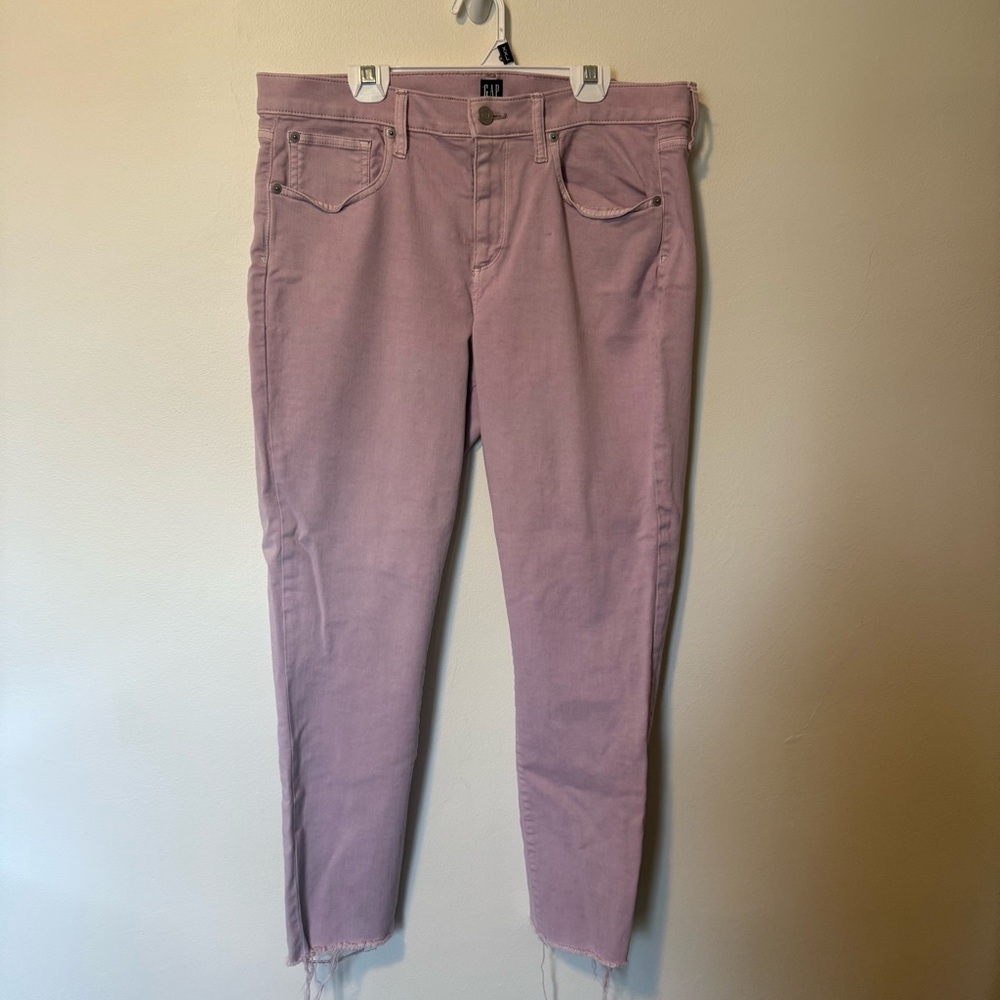 Gap True Skinny Ankle Jeans Size 31 Pink/Purple GUC distressed hem